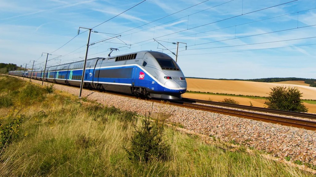 Canadá Anuncia una Línea de Tren de Alta Velocidad entre Toronto y Quebec&nbsp;City