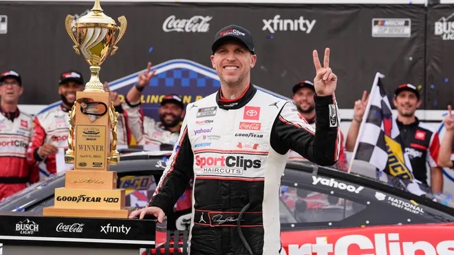 Denny Hamlin conquista Darlington y suma su segunda victoria consecutiva en la NASCAR Cup&nbsp;Series
