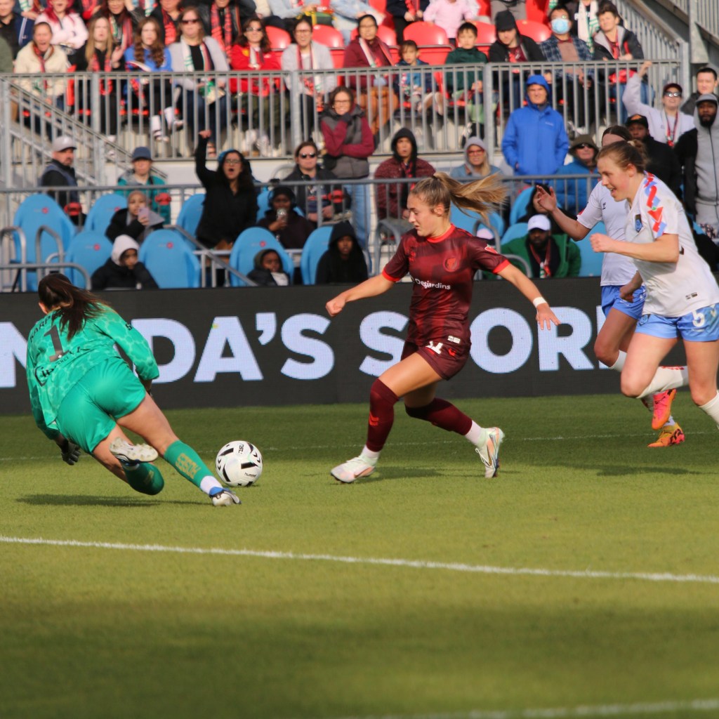 AFC Toronto sufre derrota 1-0 en su debut en casa ante Montreal Roses FC