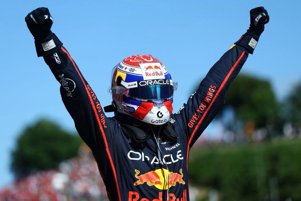 Max Verstappen reina en Imola y revive la lucha por el&nbsp;título
